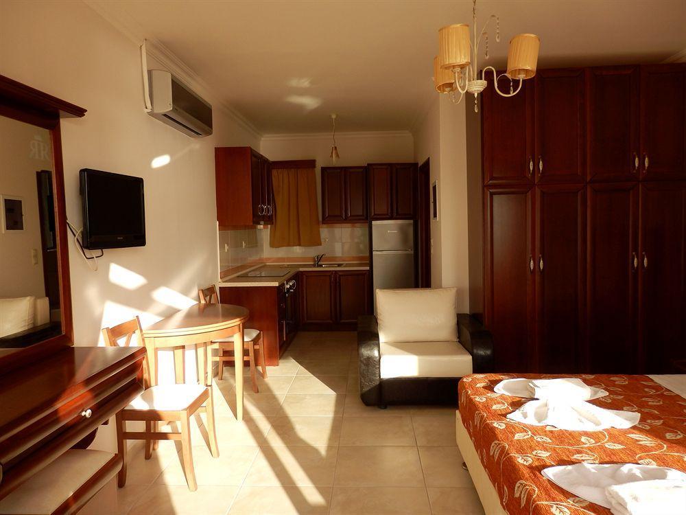Royal Beach Hotel Arkasa Bagian luar foto
