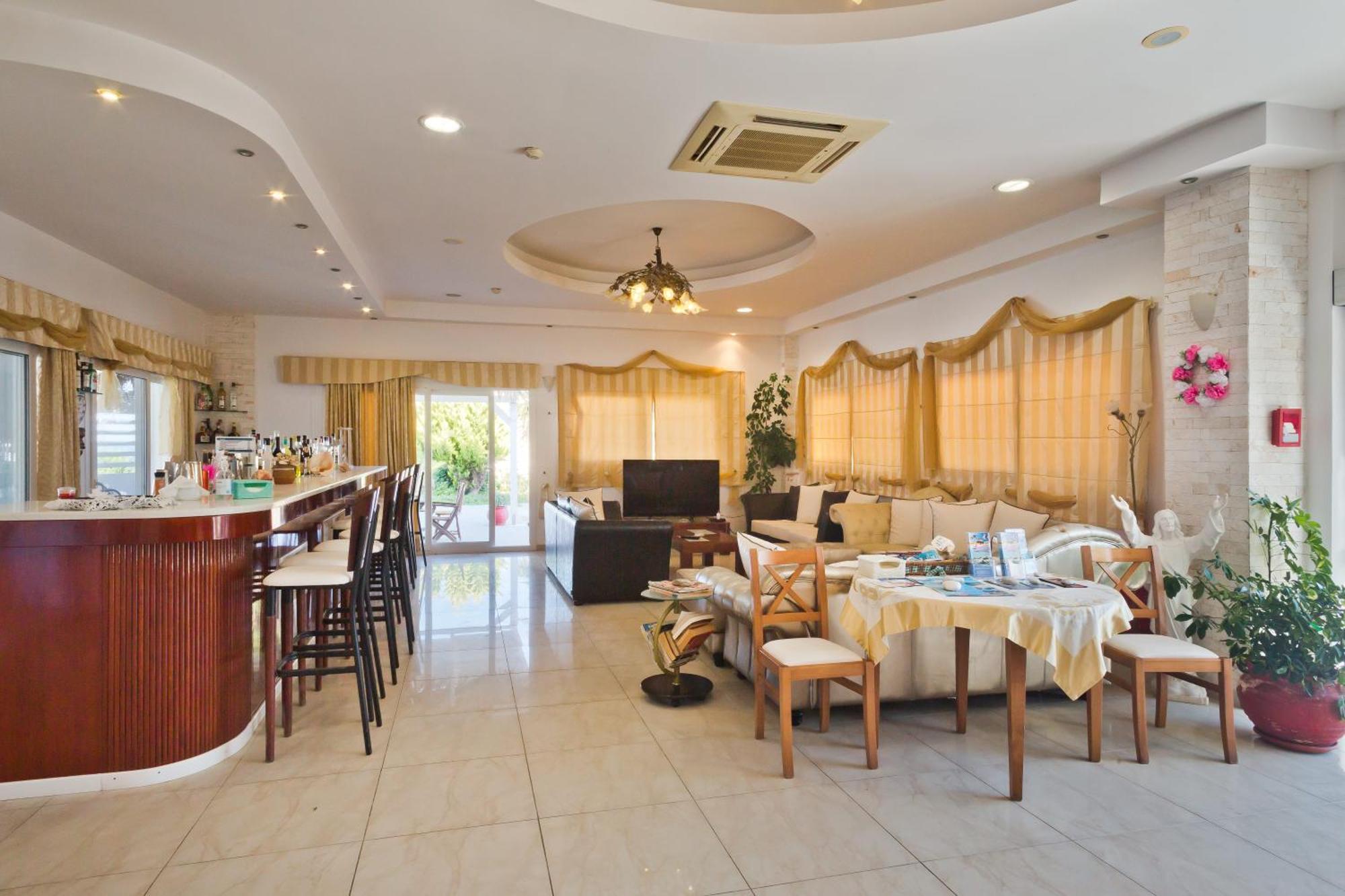 Royal Beach Hotel Arkasa Bagian luar foto