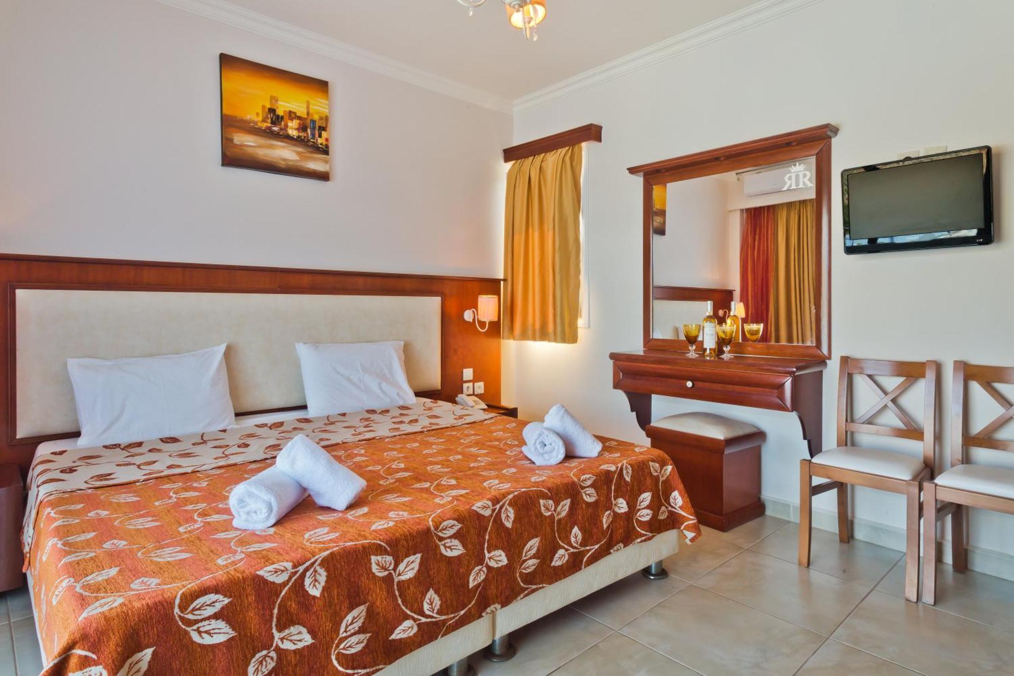 Royal Beach Hotel Arkasa Bagian luar foto